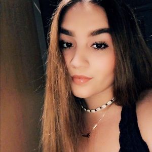 Meet your Posher, Polly